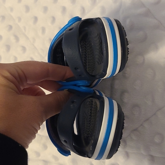 Toddler Crocs - Picture 3 of 4